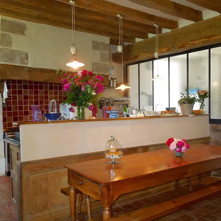 Le Presbytere Du Vigneau 3* Menil