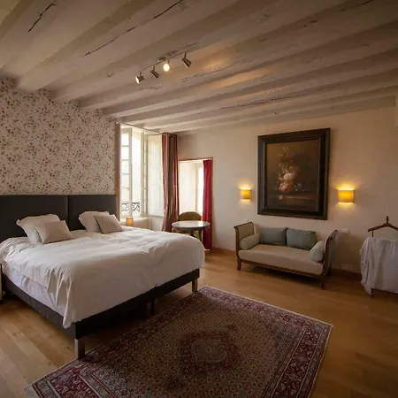 Le Presbytere Du Vigneau Menil