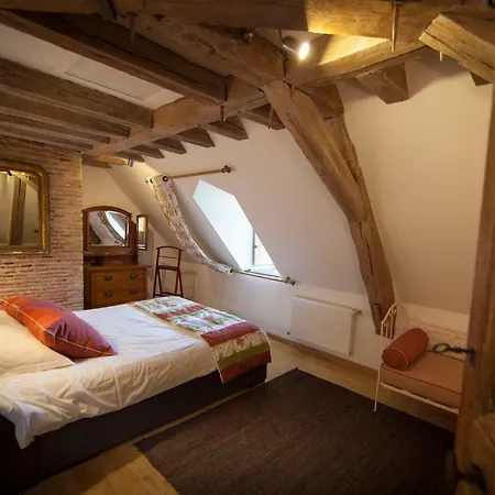 Le Presbytere Du Vigneau Bed & Breakfast 3*