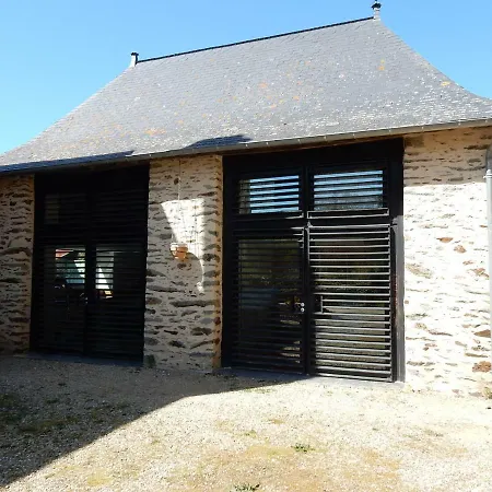 Le Presbytere Du Vigneau Oda ve Kahvaltı 3*
