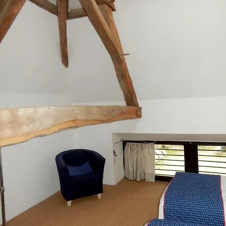 Le Presbytere Du Vigneau Bed & Breakfast 3*