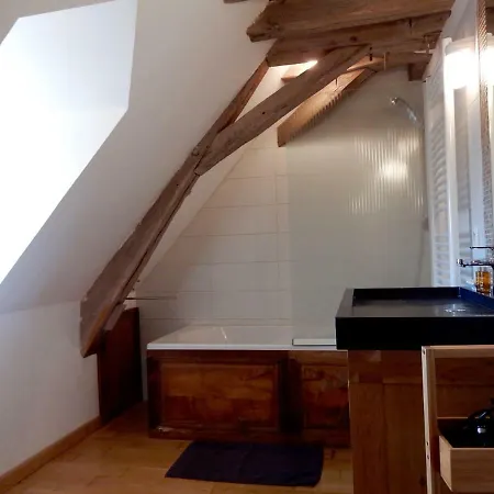 Le Presbytere Du Vigneau Bed & Breakfast