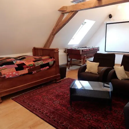 Le Presbytere Du Vigneau Bed & Breakfast Menil